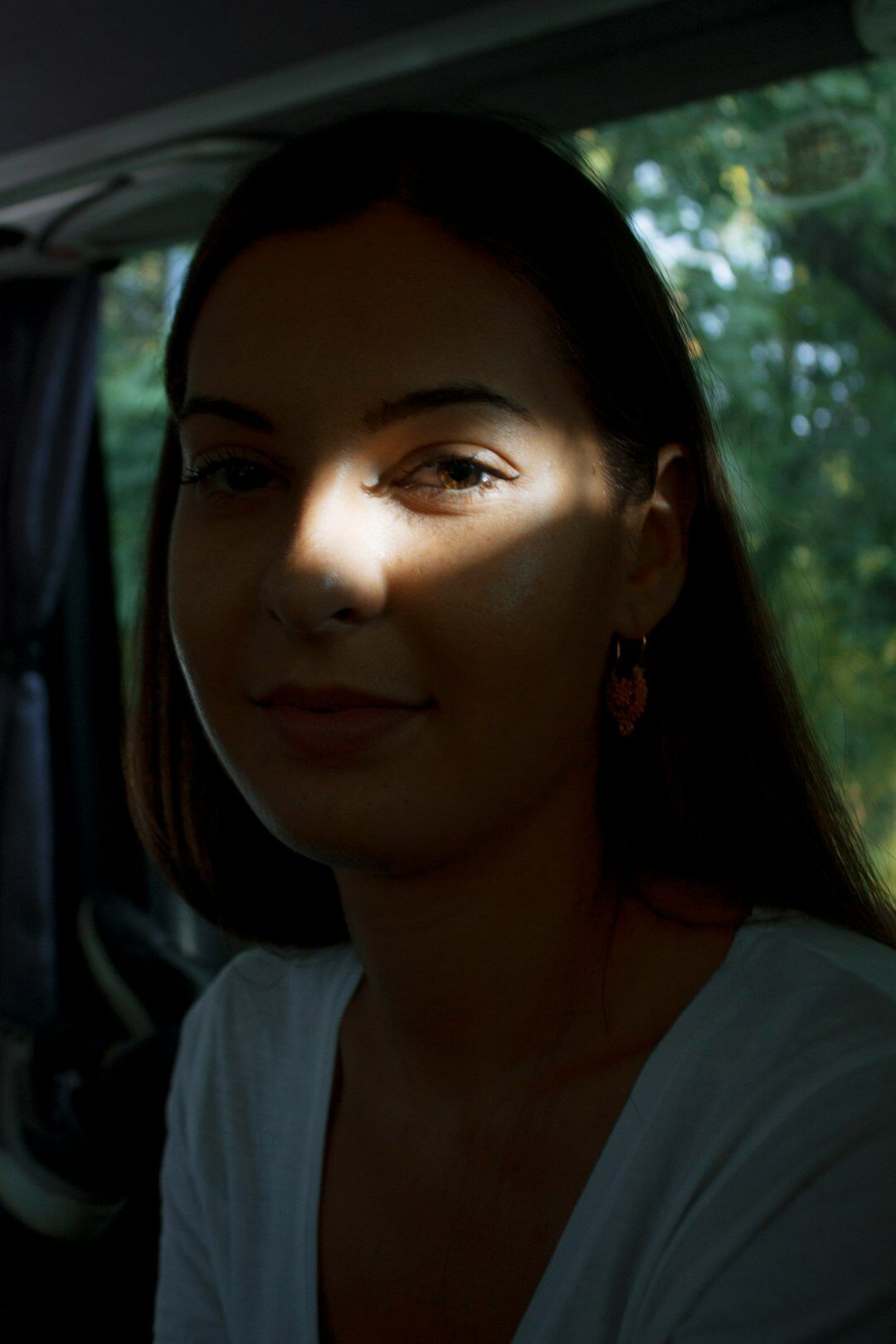 Portrait of a German woman in her mid-40s, institute director